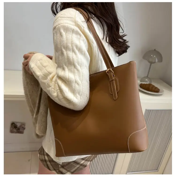 Beige Large Capacity Women's Tote Bag 2024 — feature 15