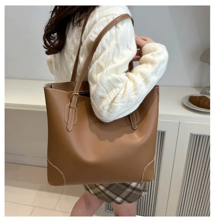Beige Large Capacity Women's Tote Bag 2024 — feature 18