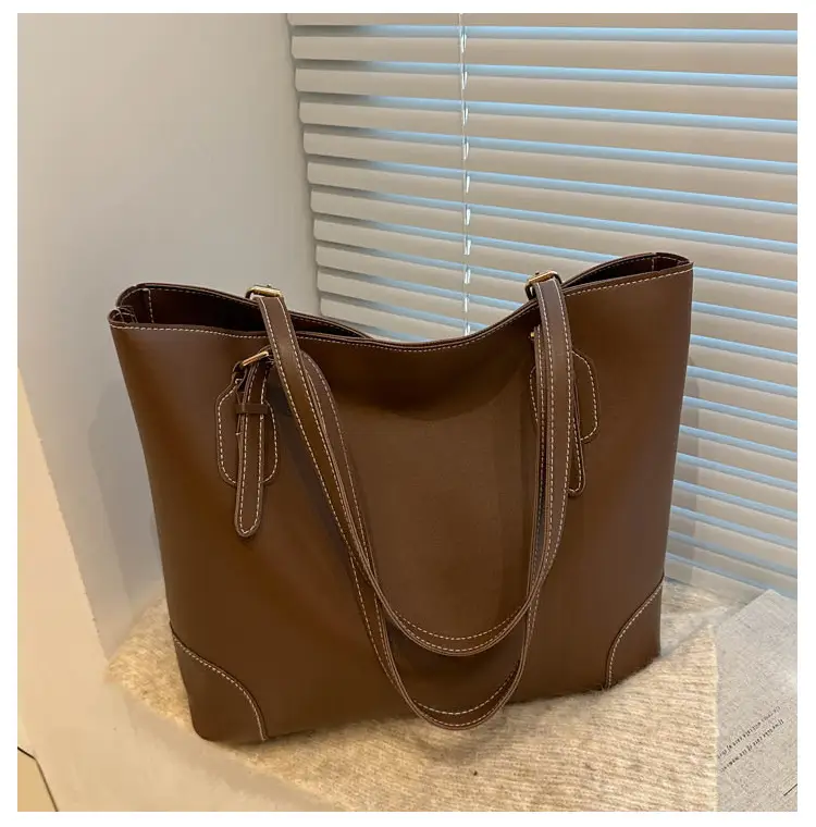 Beige Large Capacity Women's Tote Bag 2024