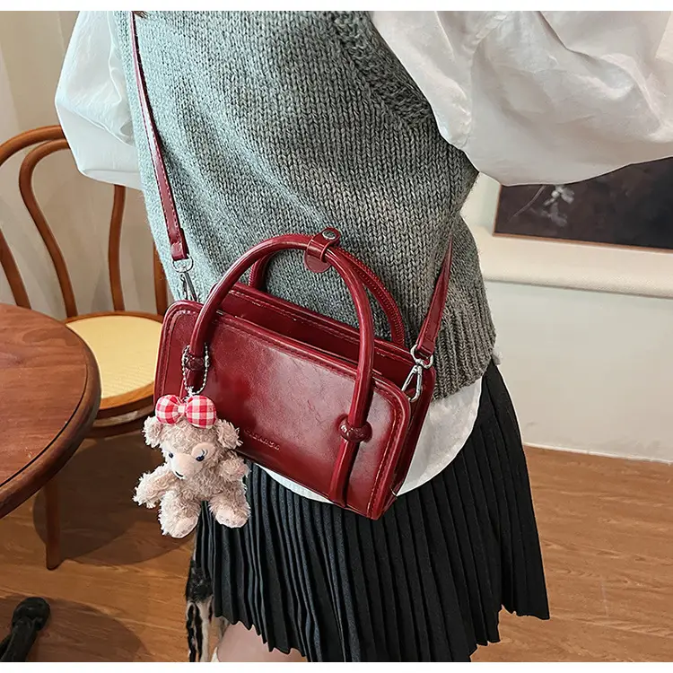Women's Red Korean Style Shoulder Bag 2024 Winter — feature 12