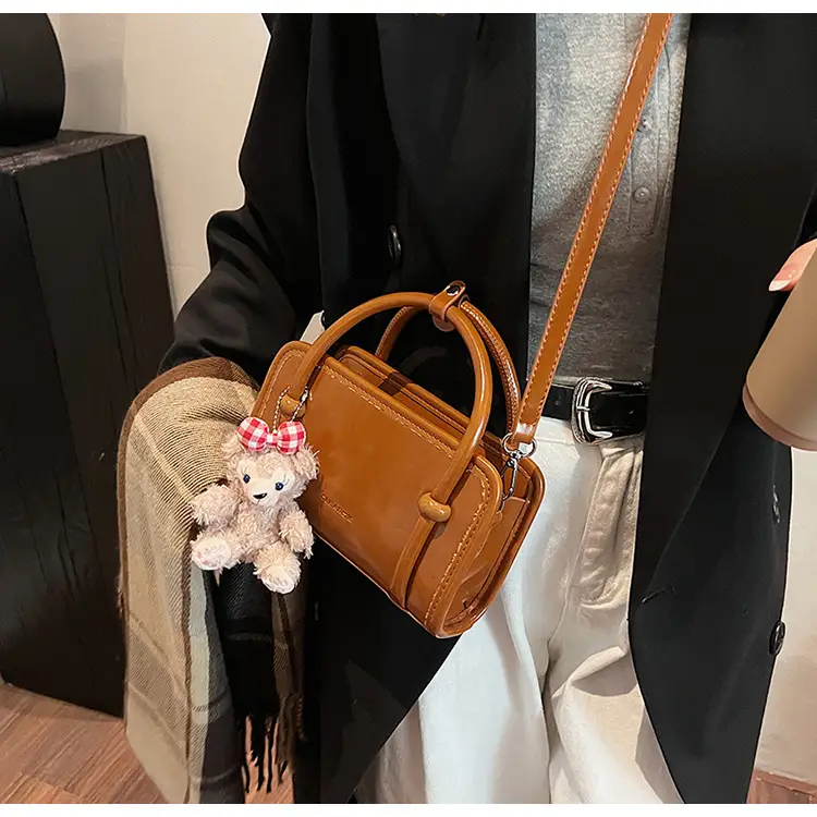 Women's Red Korean Style Shoulder Bag 2024 Winter — feature 14
