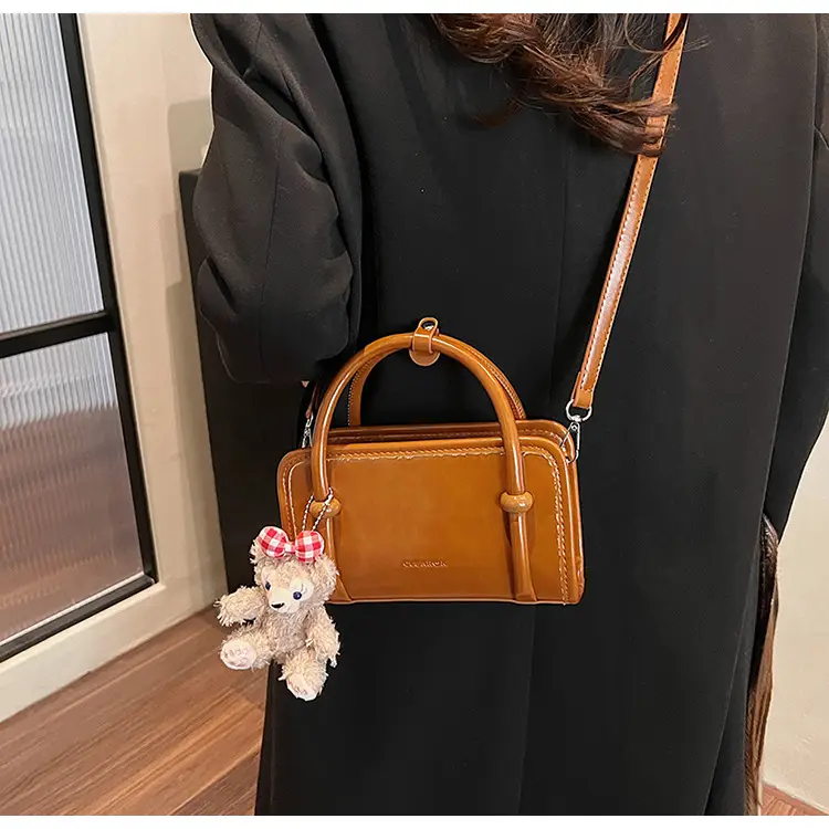 Women's Red Korean Style Shoulder Bag 2024 Winter — feature 15