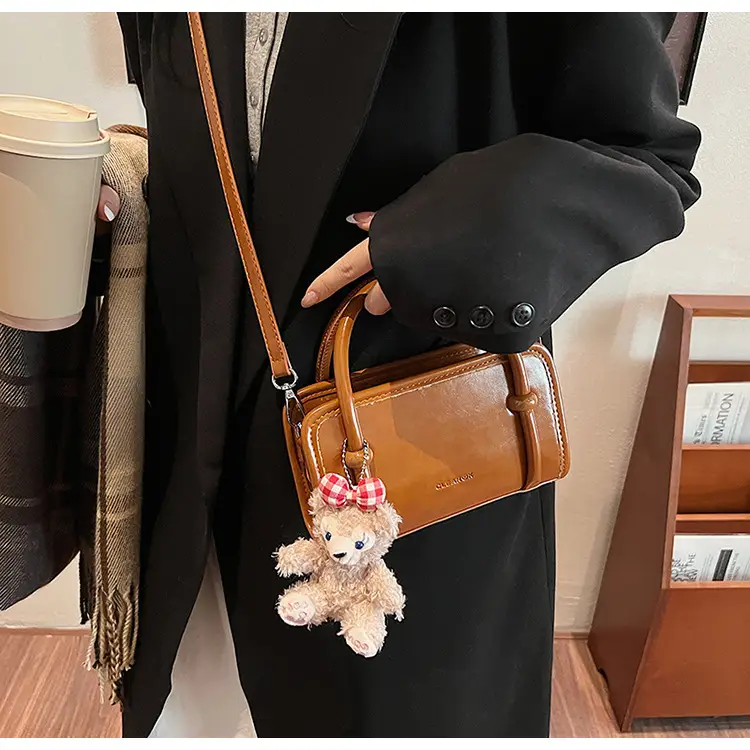 Women's Red Korean Style Shoulder Bag 2024 Winter — feature 16