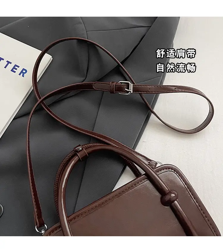 Women's Red Korean Style Shoulder Bag 2024 Winter — feature 2