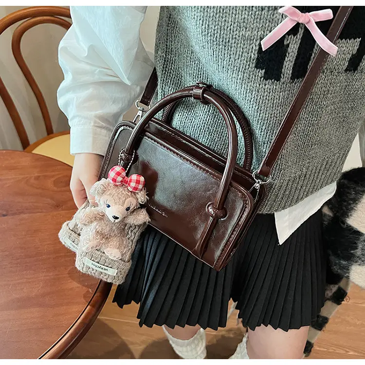 Women's Red Korean Style Shoulder Bag 2024 Winter — feature 8