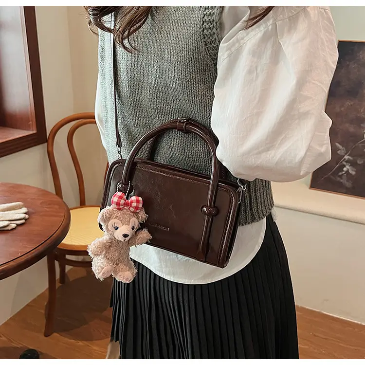 Women's Red Korean Style Shoulder Bag 2024 Winter — feature 9