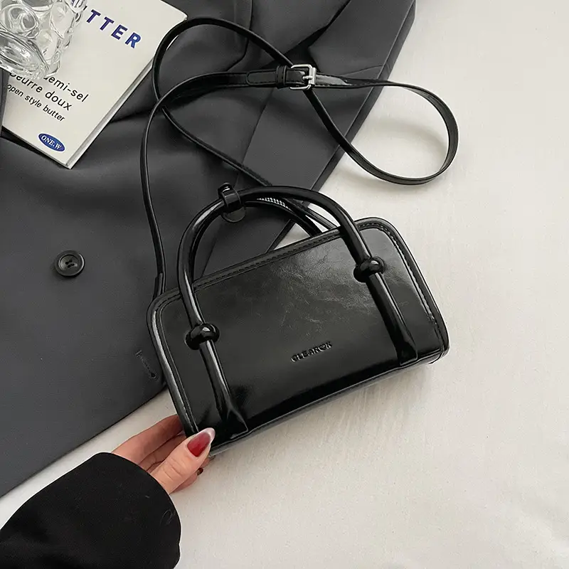 Women's Red Korean Style Shoulder Bag 2024 Winter - Image 5