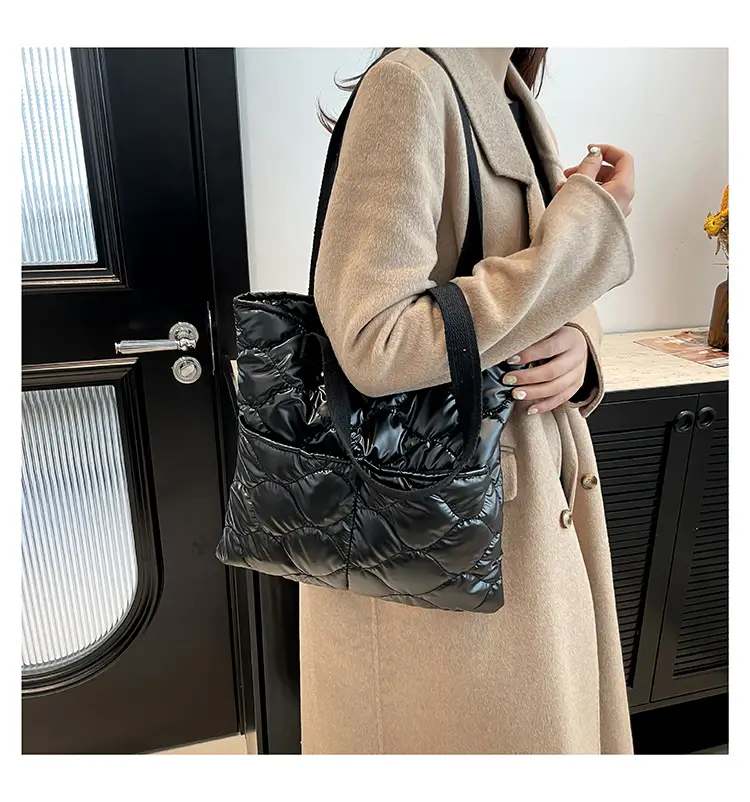 Women's 2025 Winter Padded Shoulder Bag Silver — feature 19