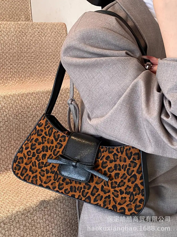 Leopard Print One Shoulder Satchel Bag for Women - Image 6