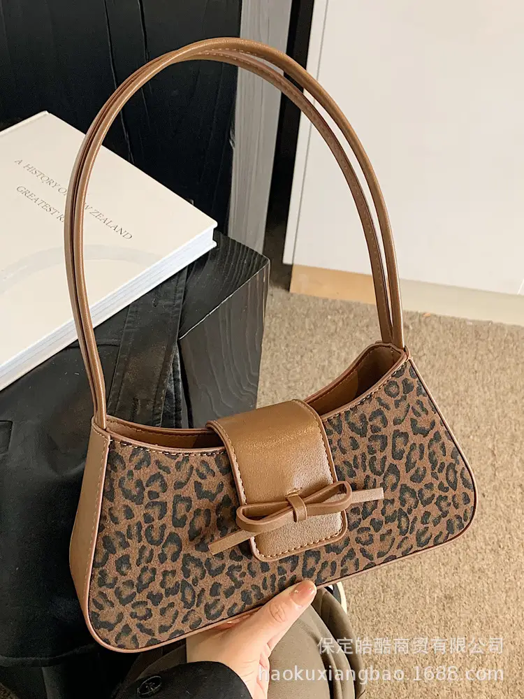 Leopard Print One Shoulder Satchel Bag for Women - Image 7