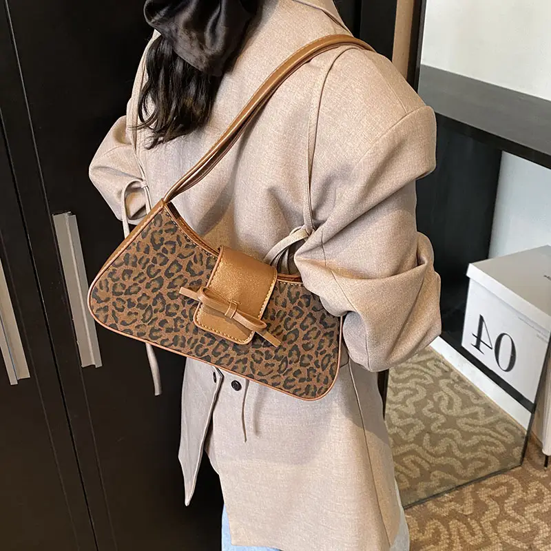 Leopard Print One Shoulder Satchel Bag for Women - Image 2