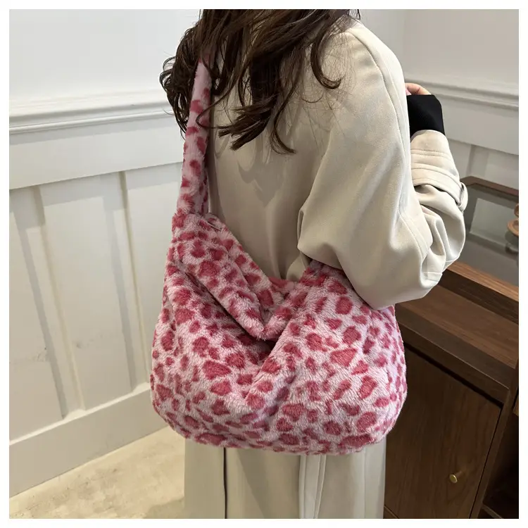 Winter Leopard Print Plush Shoulder Bag for Women — feature 11