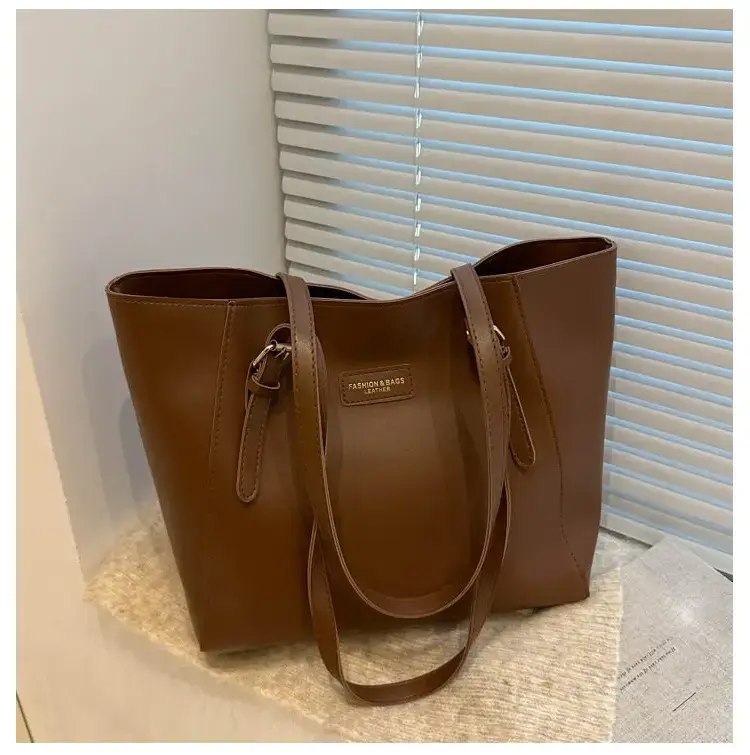 Women's Large Capacity Shoulder Bag Beige 2024 — feature 16