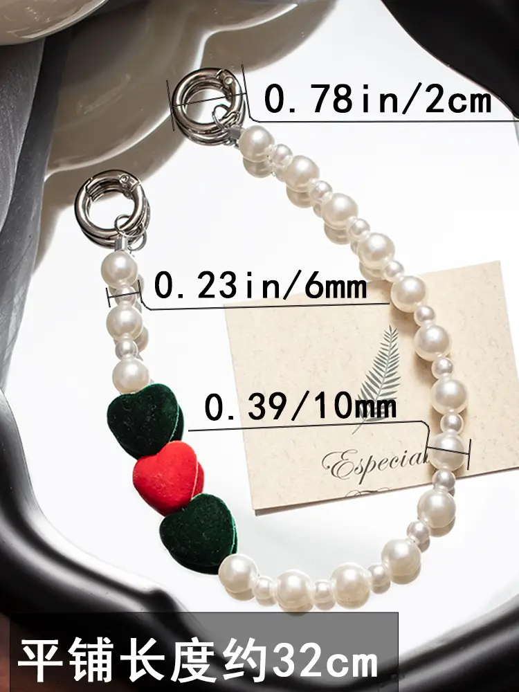 Pearl Heart Phone Strap with Heart Design — feature 1