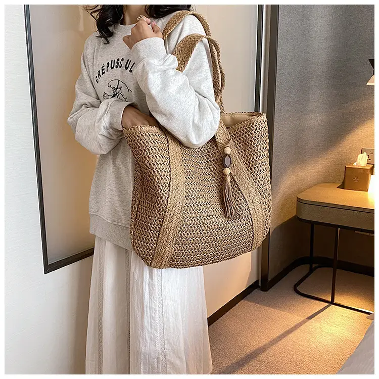 Green Woven Bucket Bag for Women Beach Travel — feature 5