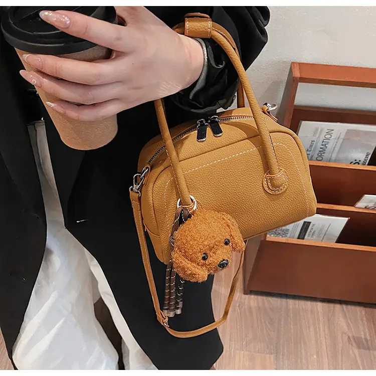Women's 2025 Winter Casual Shell Shoulder Bag Brown — feature 37