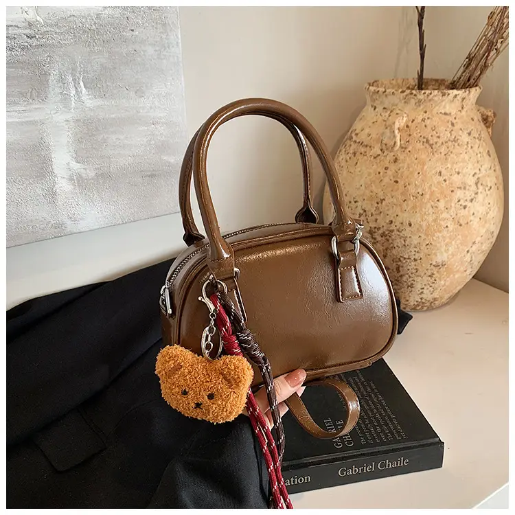 Retro Red Shoulder Bag for Women 2024 Casual Trend — feature 16
