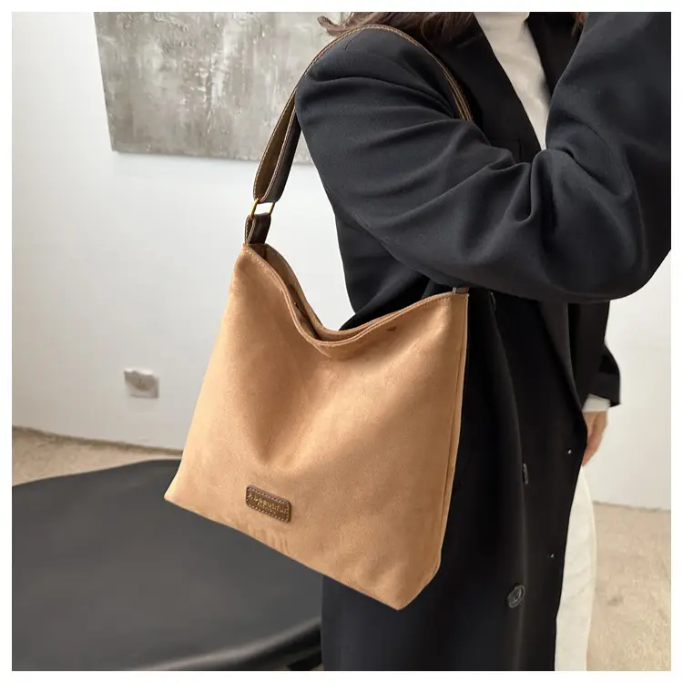 Women Retro Brown Crossbody Bag 2026 New Trend — feature 13