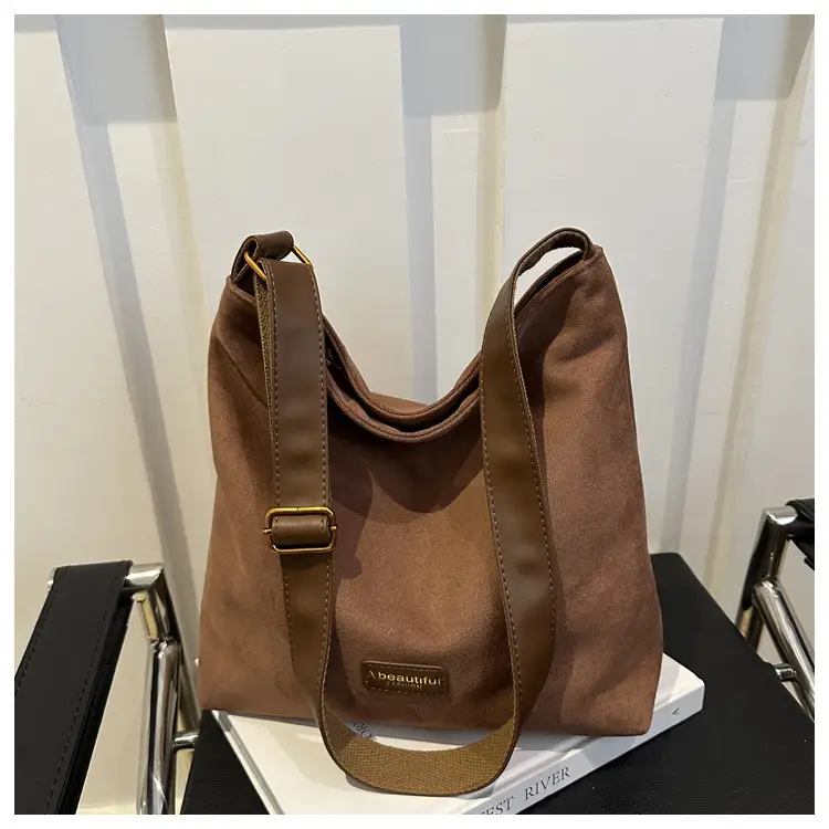 Women Retro Brown Crossbody Bag 2026 New Trend — feature 27