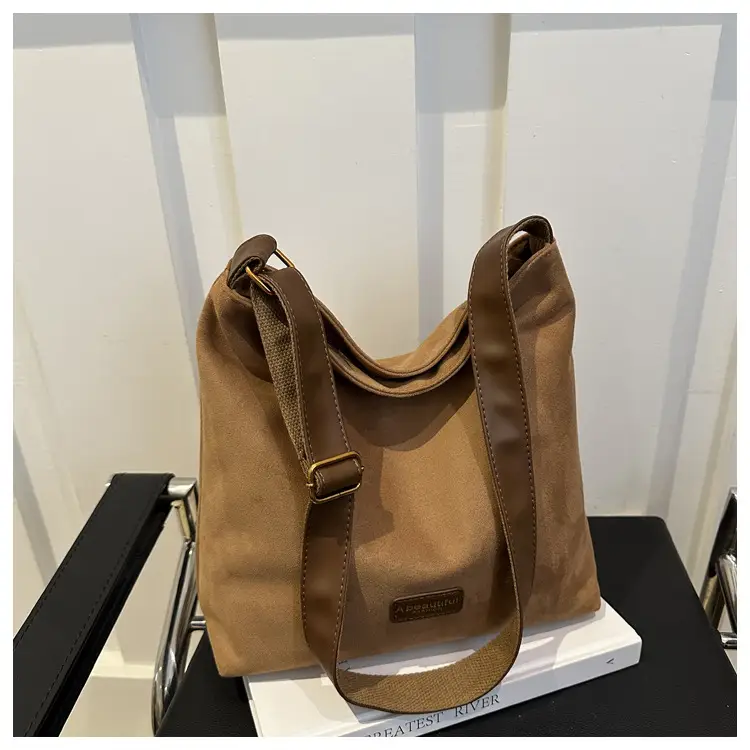 Women Retro Brown Crossbody Bag 2026 New Trend — feature 28