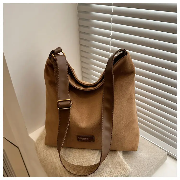 Women Retro Brown Crossbody Bag 2026 New Trend — feature 36