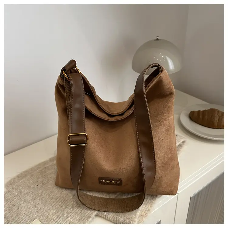 Women Retro Brown Crossbody Bag 2026 New Trend — feature 37