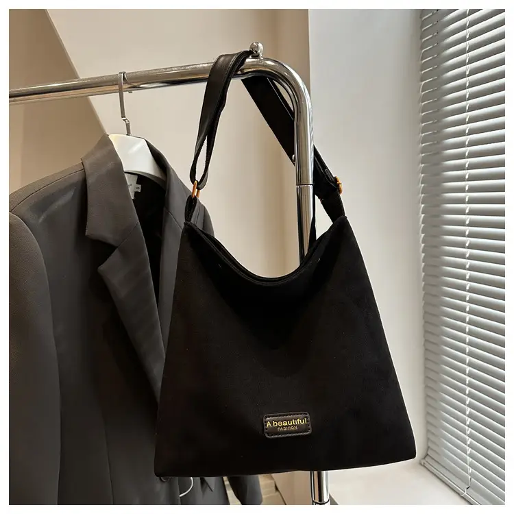 Women Retro Brown Crossbody Bag 2026 New Trend — feature 38