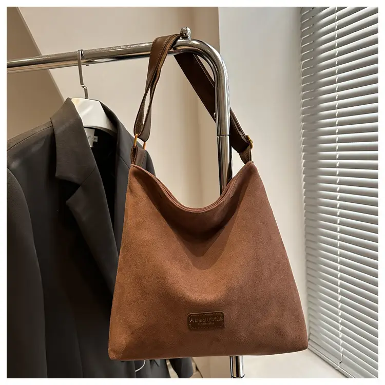 Women Retro Brown Crossbody Bag 2026 New Trend — feature 40