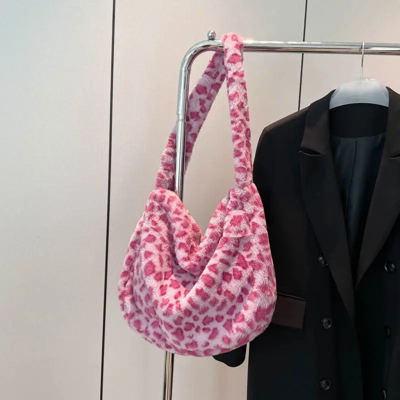 Winter Plush Leopard Print Shoulder Bag - Image 2