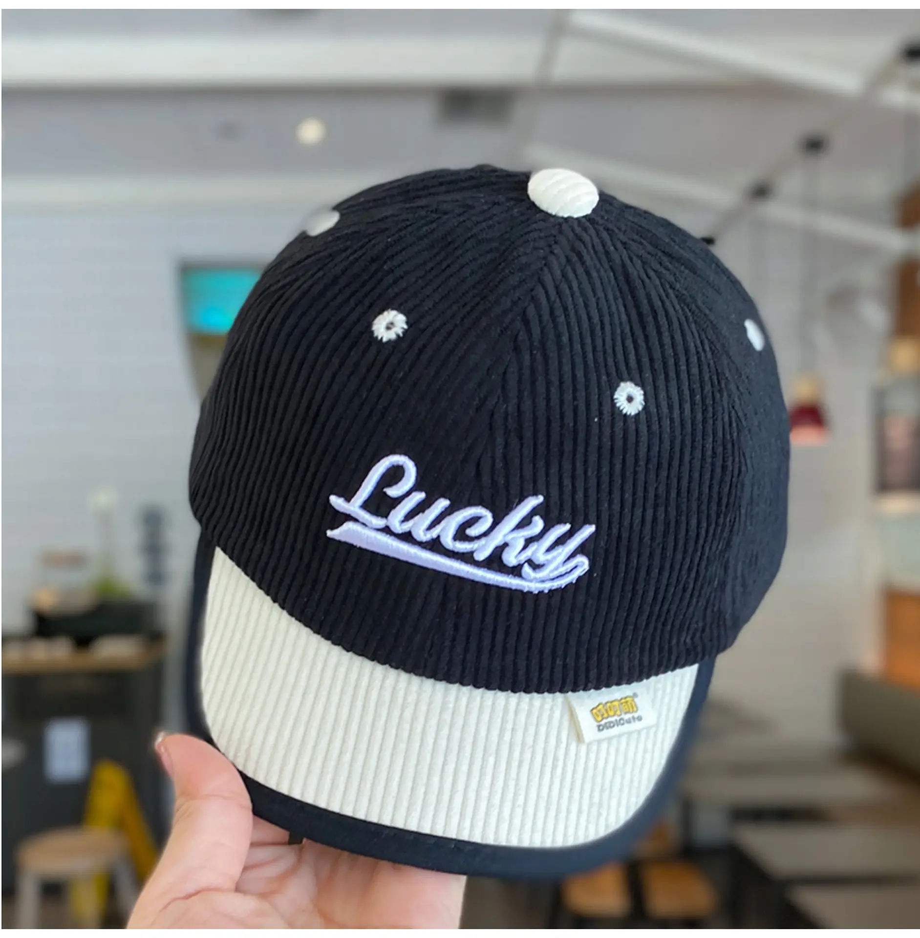 Lucky Embroidered Knit Cap for Kids Winter Warm — feature 9