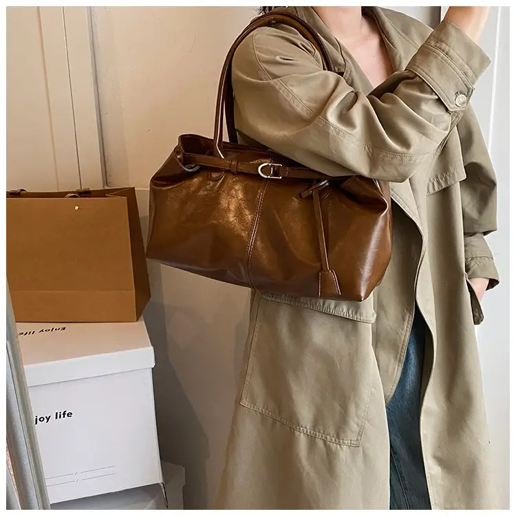 2025 Black Leather Shoulder Bag for Women — feature 25