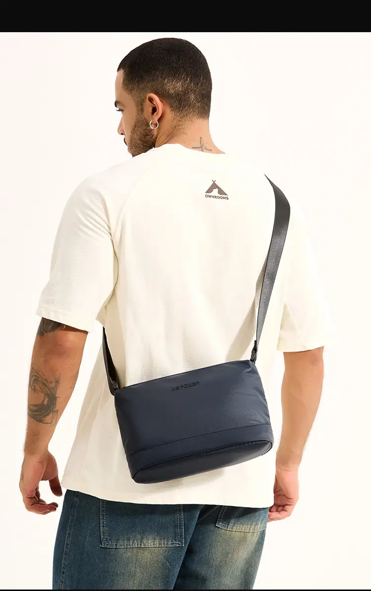 Men's Lightweight Crossbody Bag Black Large Capacity — feature 7