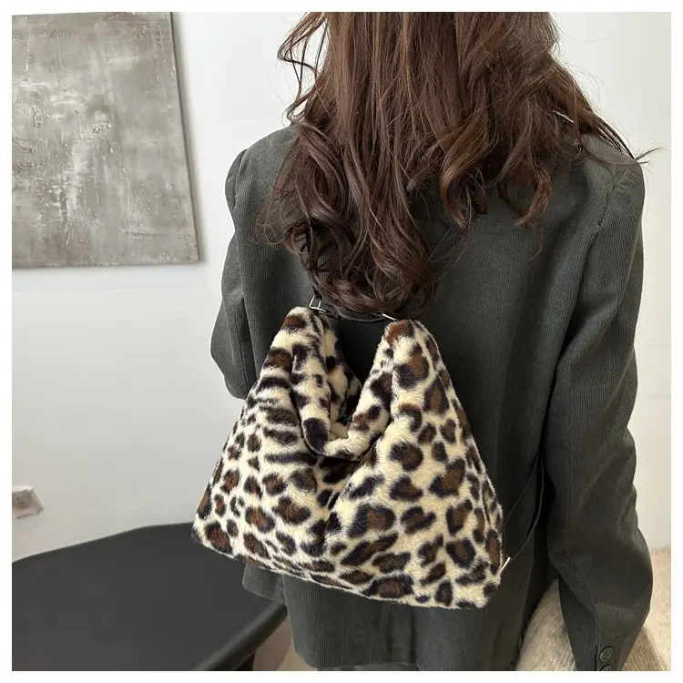 Leopard Print Plush Shoulder Bag Women Large Capacity — feature 12