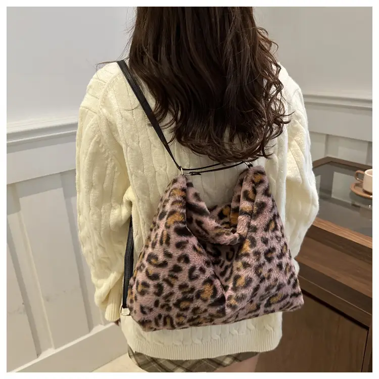 Leopard Print Plush Shoulder Bag Women Large Capacity — feature 15