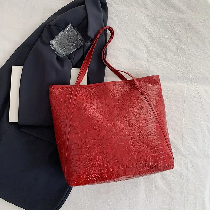 Black Croc Texture Large Tote Bag Shoulder Tote 2024 - Image 8