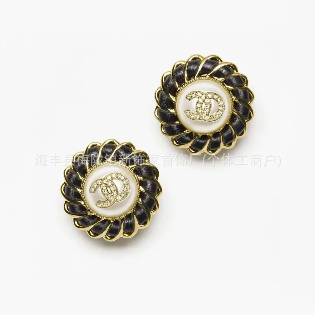 Double C Earrings Pearl Bow High End 925 Gold - Image 138