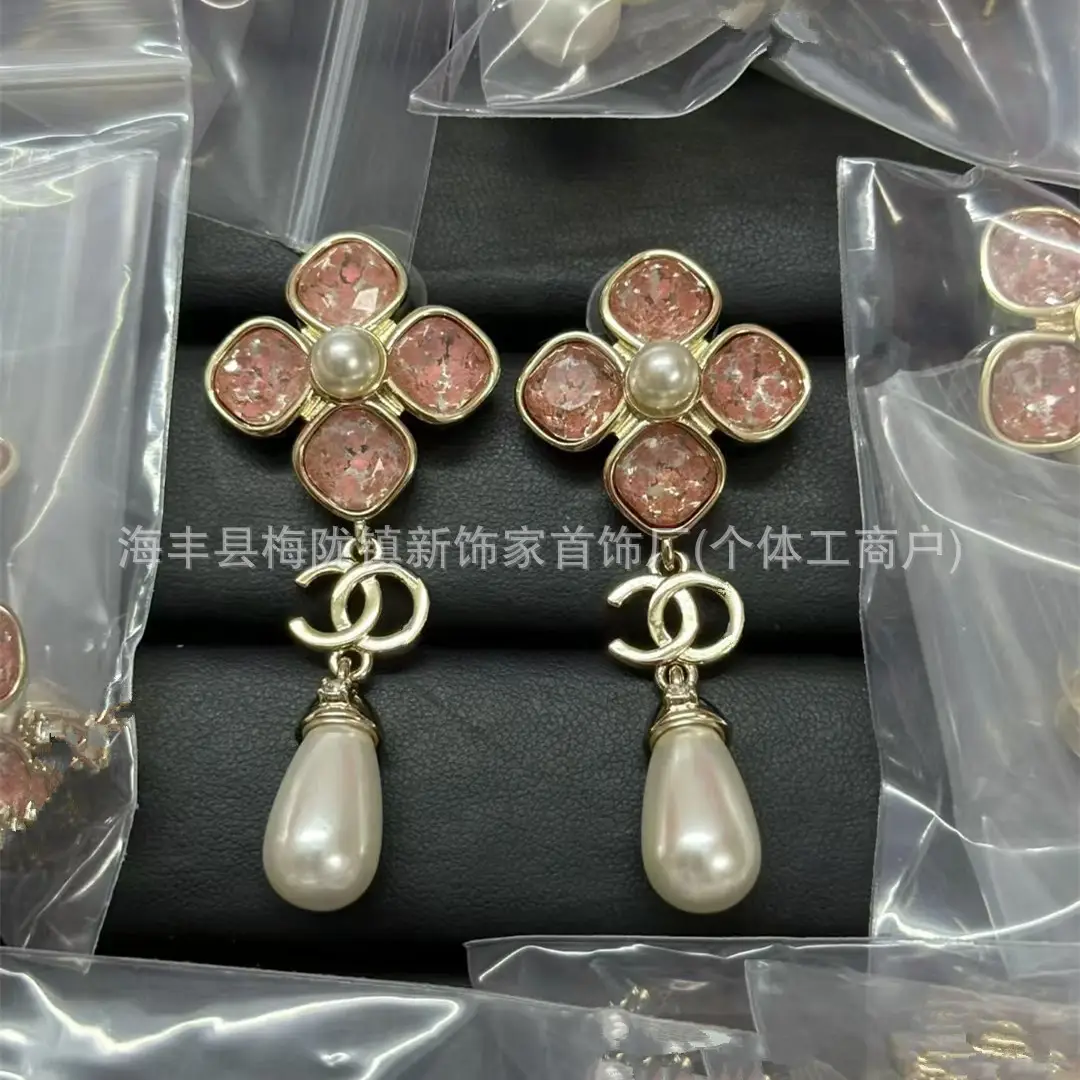 Double C Earrings Pearl Bow High End 925 Gold — feature 13
