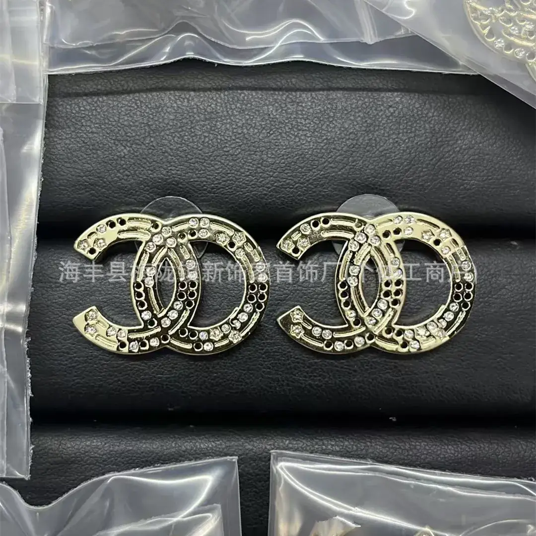 Double C Earrings Pearl Bow High End 925 Gold - Image 19
