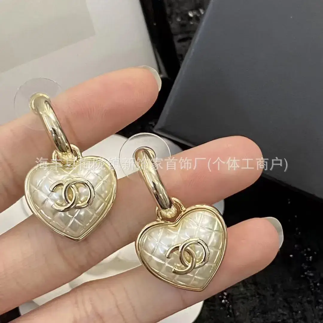 Double C Earrings Pearl Bow High End 925 Gold - Image 20
