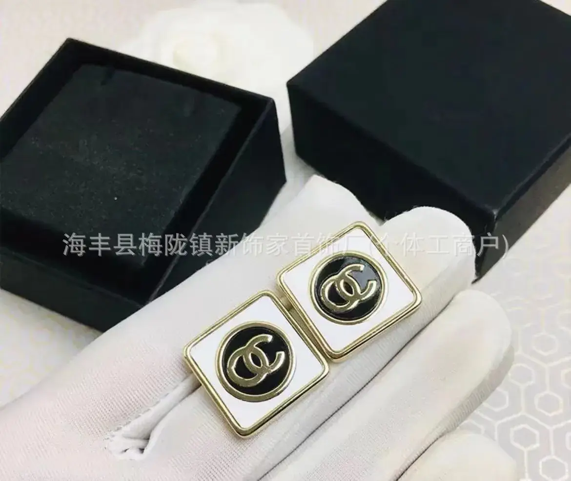 Double C Earrings Pearl Bow High End 925 Gold - Image 27