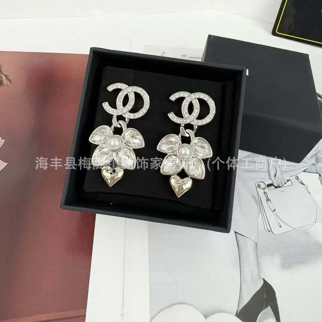 Double C Earrings Pearl Bow High End 925 Gold - Image 3