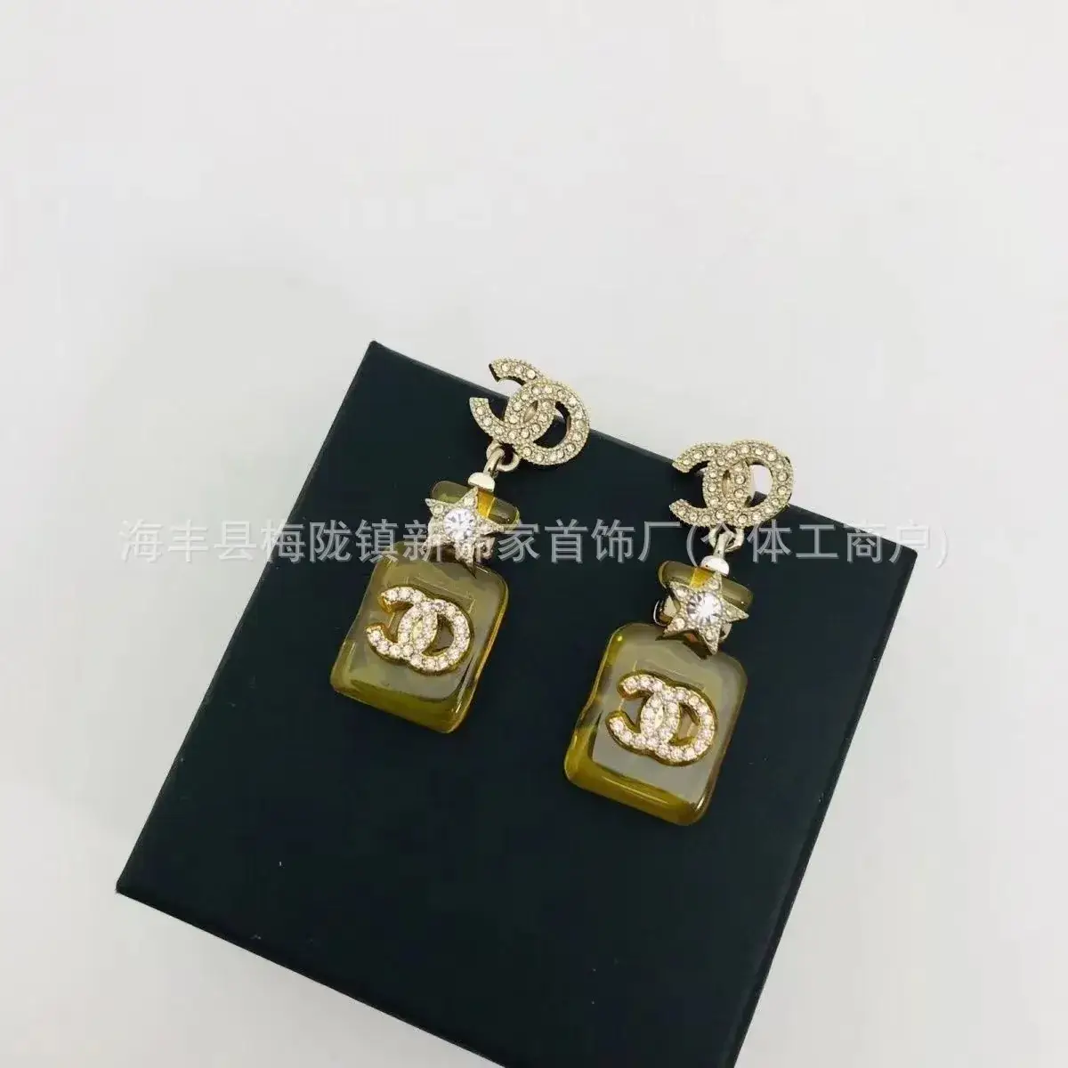 Double C Earrings Pearl Bow High End 925 Gold - Image 30