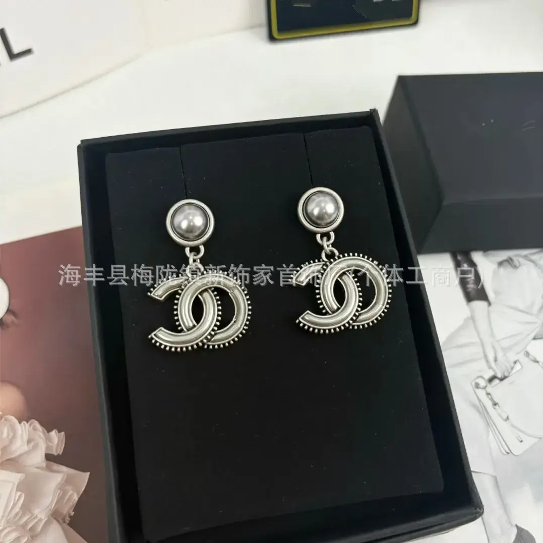 Double C Earrings Pearl Bow High End 925 Gold - Image 4