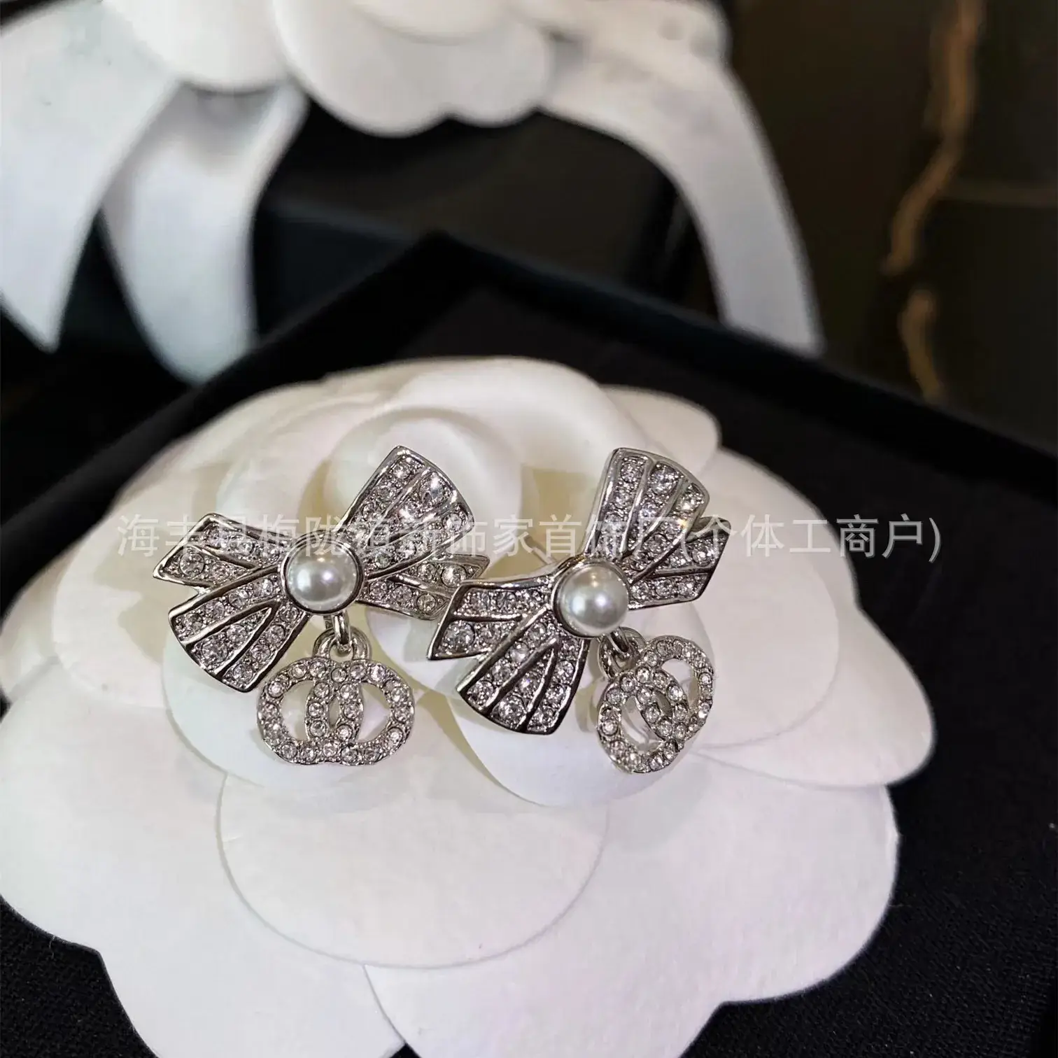 Double C Earrings Pearl Bow High End 925 Gold - Image 65