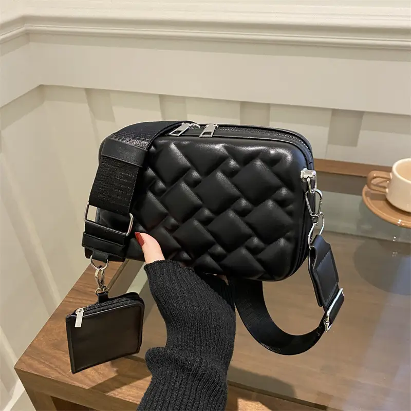 Black Quilted Shoulder Bag for Women - Image 2