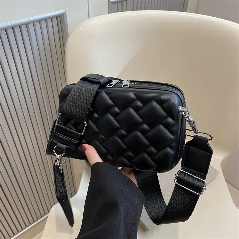 Black Quilted Shoulder Bag for Women - Image 5