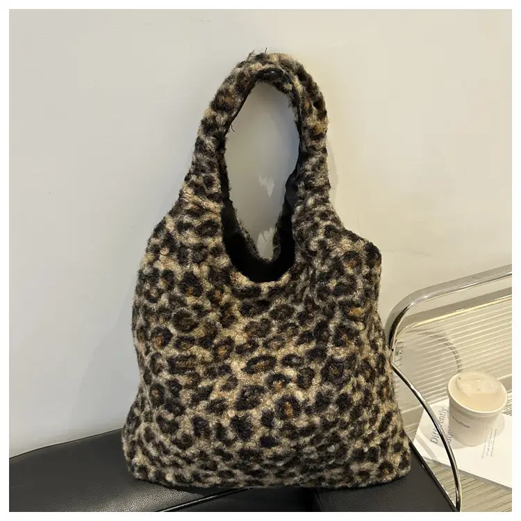 Plush Leopard Print Women's Shoulder Bag 2024 - Image 2