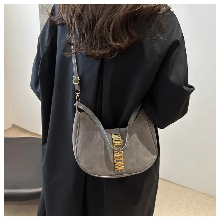 Vintage Suede Messenger Bag Black Brown 2024 — feature 12
