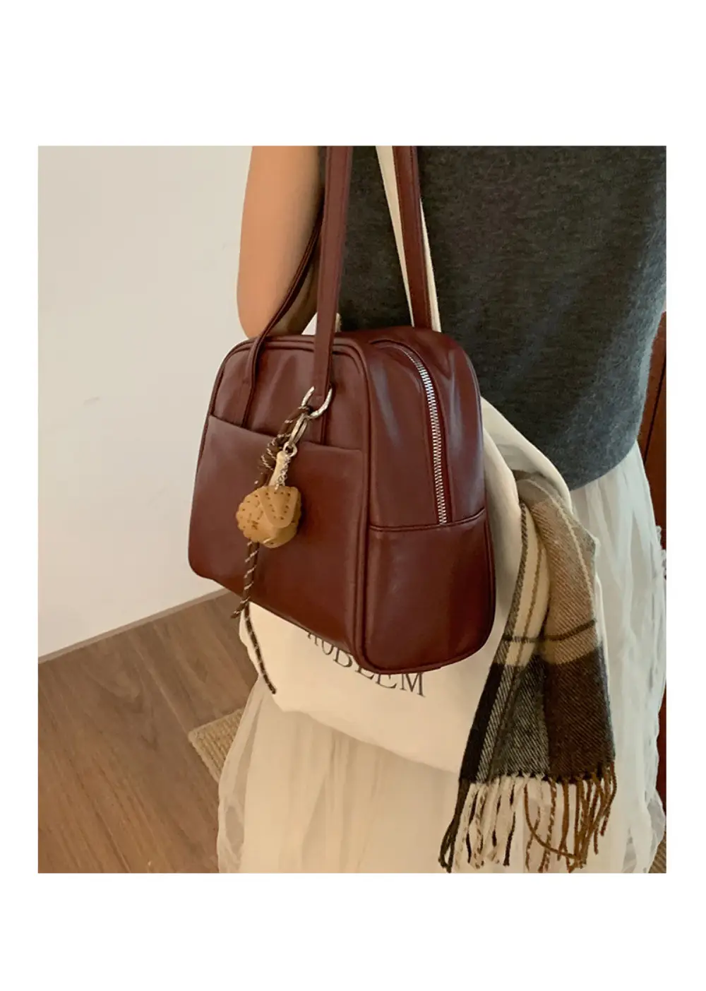 Women's Brown Leather Shoulder Bag 2025 New Style — feature 14