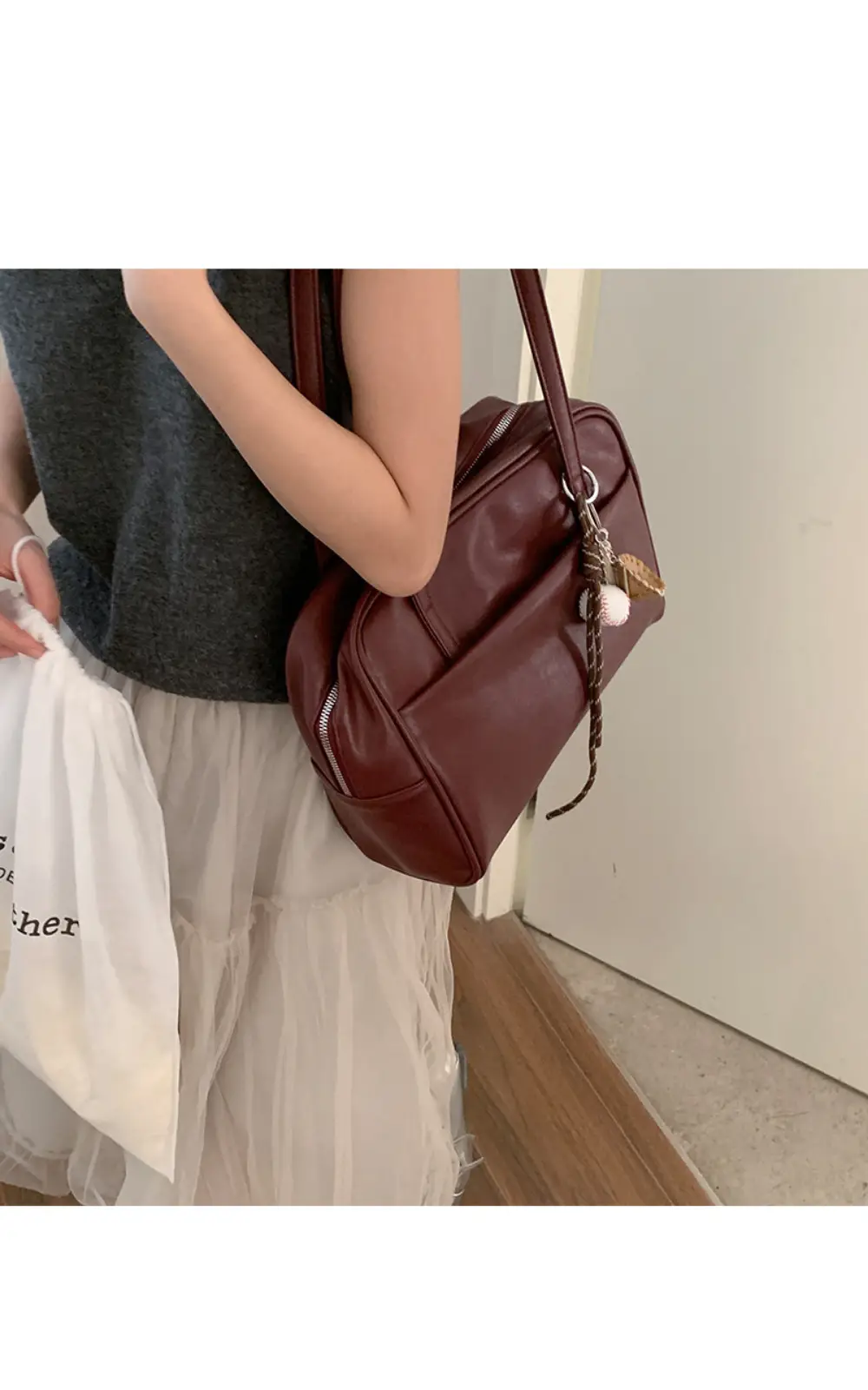 Women's Brown Leather Shoulder Bag 2025 New Style — feature 20